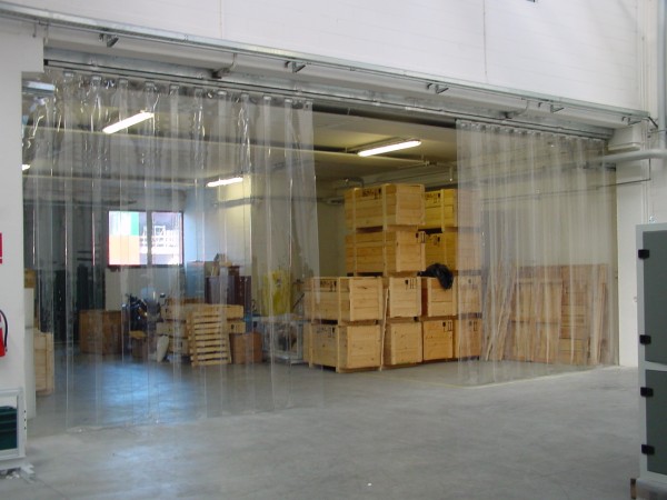 Careglio logistica industriale: Chiusure a strisce in PVC